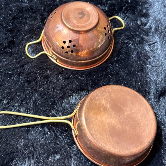 Vintage Copper Miniature Colander & Pan Set With Brass Handles - Picture 4 of 5